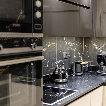 Vivian'S Luxury Suite Monemvasía Екстериор снимка