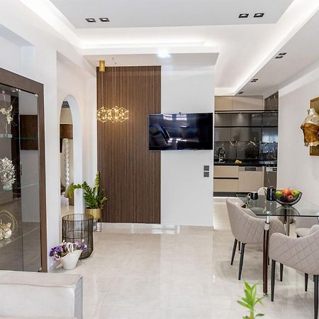 Vivian'S Luxury Suite Monemvasía Екстериор снимка