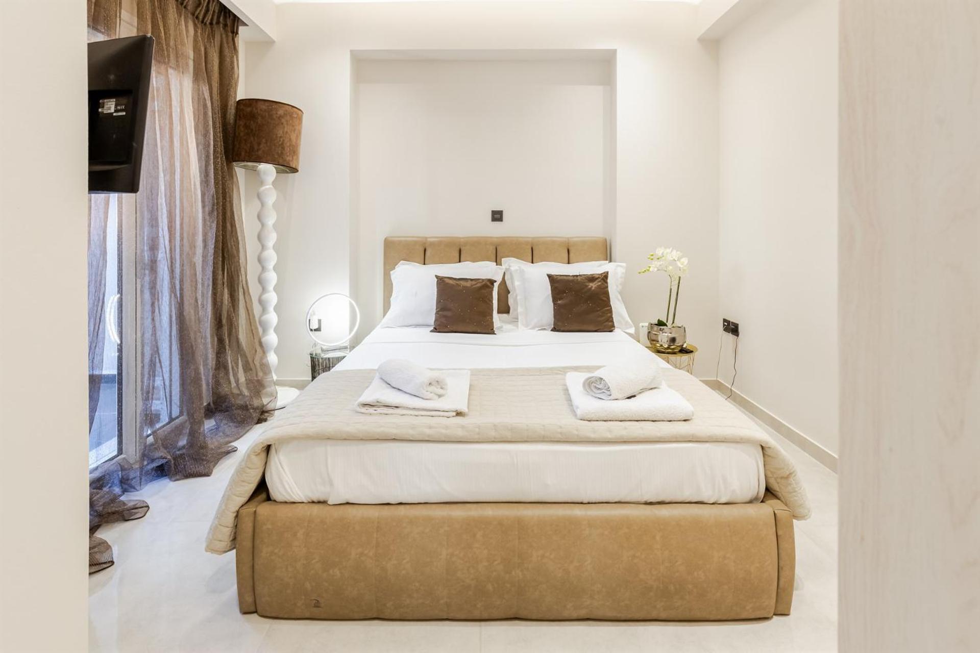 Vivian'S Luxury Suite Monemvasía Екстериор снимка